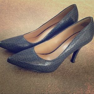 Nine West pumps